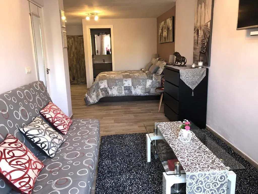 Villa Paraisos Fuengirola Bed & Breakfast